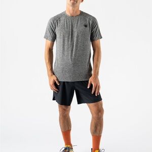 Rabbit Running EZ Tee Short Sleeve Performance Shirt Gray - Size Medium
